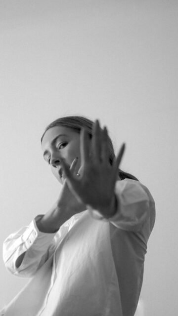 El elemento actitud es muy importante en terapia.
Conocer los objetivos y para lo que sirve, también es importante saberlo.
Por ello, hay muchas personas que no quieren asomarse al abismo.
No estamos hechos para quedarnos en el mismo lugar.
#psicologosevilla